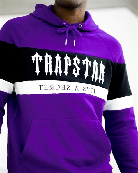 trapstar hoodie style.